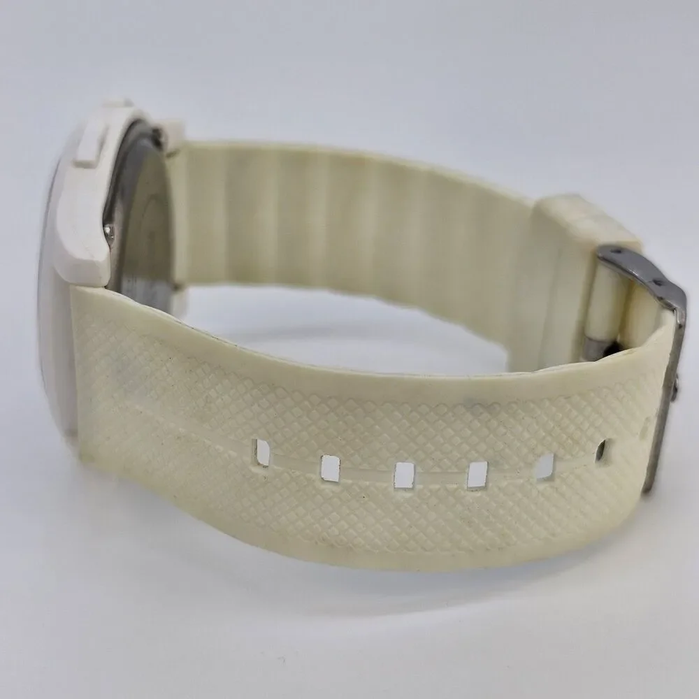 44MM‎ Men's Digital Watch White Case Cream Plastic Bands New Battery